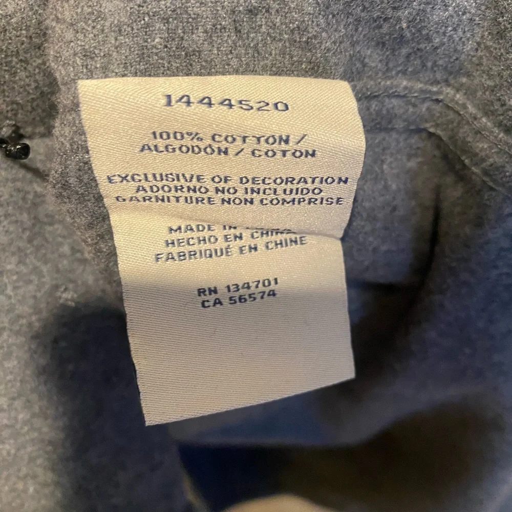 Boston Traders Long sleeve button up size small gray 100%‎ cotton